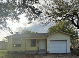 311 Elliott St, Taylor, TX 76574