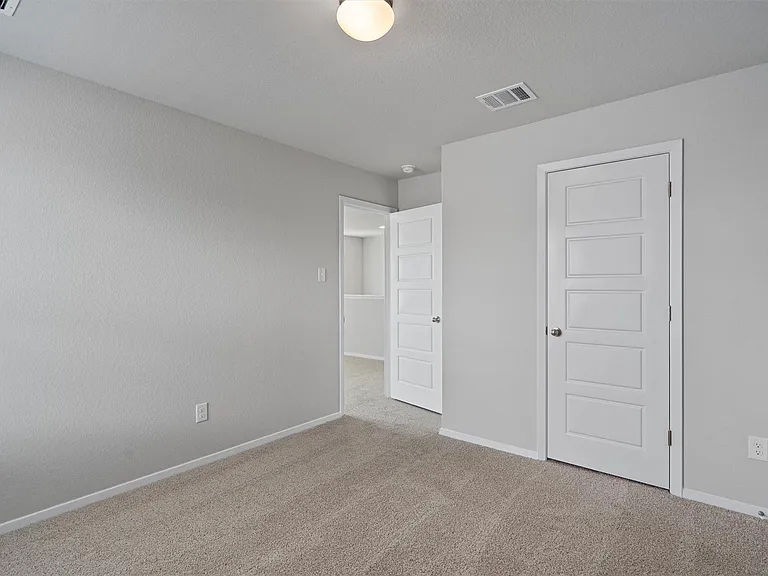 621 Running Creek Dr — Photo 24