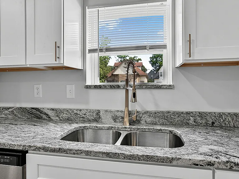 3953 Unit A (lower level)