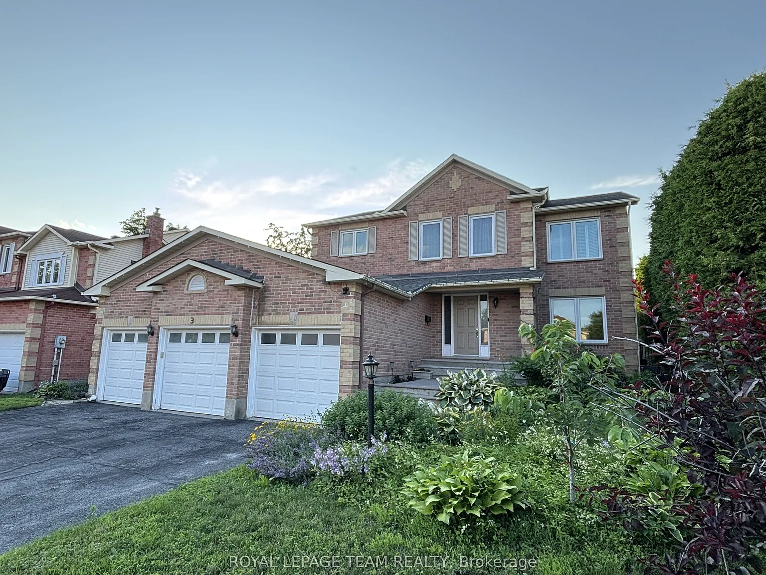 4 bed, $3,300 — Photo 3