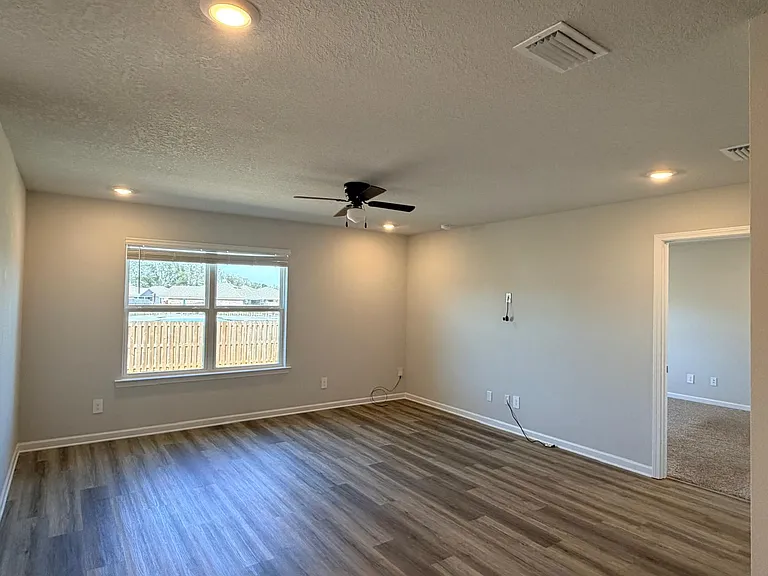 10394 Lowell St E — Photo 14