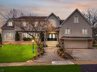 45 Fairfield Rd, Clifton, NJ 07013