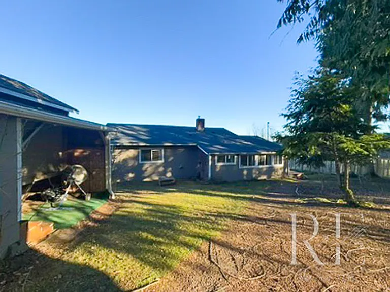 5765 Watauga Beach Dr E — Photo 28