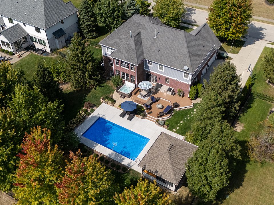 1st image of 4053 Burford Dr