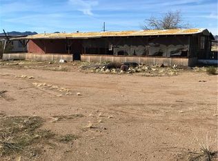 1093 S Colorado Rd, Golden Valley, AZ 86413