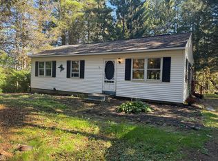 32 Nyes Corner Drive, Fairfield, ME 04937