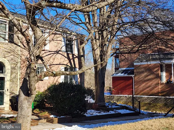 9824 Rainleaf Ct, Columbia, MD 21046