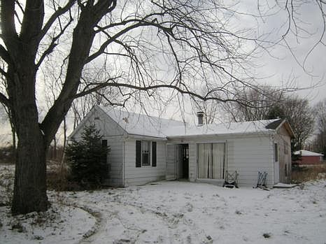 1st image of 15490 Clyde Ave