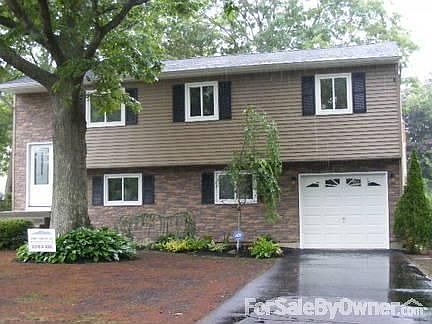 1st image of 43 Rockledge Dr