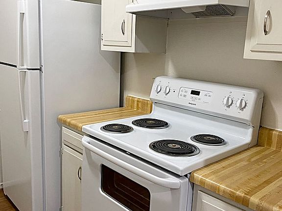 5th image of 8422 Glen Meadow Ln