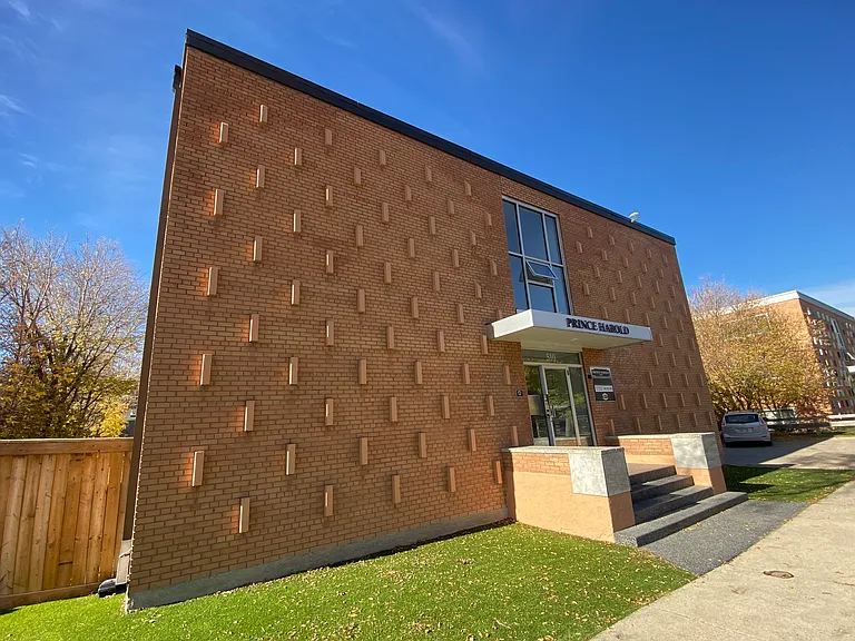510 Burnell St #310 — Photo 4