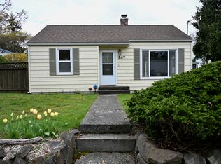 647 SW 138th St, Burien, WA 98166