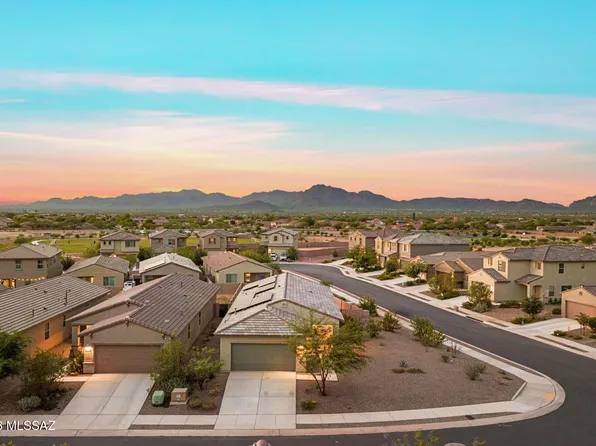 6860 W Jadewood Ln, Tucson, AZ 85757