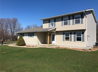 6027 Giddings Rd, Rootstown, OH 44272