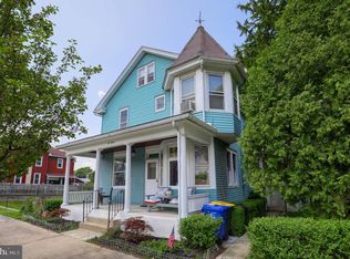 215 E Penn Ave, Robesonia, PA 19551