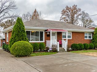 920 Westview Dr, Louisville, KY 40214