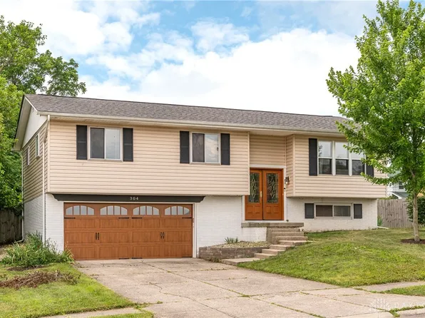 304 Fairway Dr, Fairborn, OH 45324