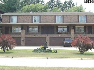 2582-2588 Chamberlain Rd, Akron, OH 44333