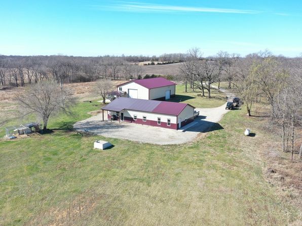 30602 Cedar Ln, Browning, MO 64630