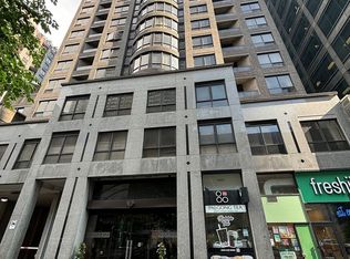 55 Bloor St E #2008, Toronto, ON M4W 3W6