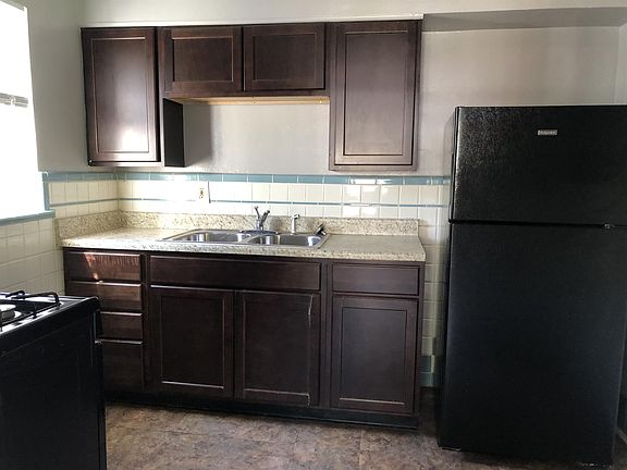 2nd image of 3224 Gobel Ave APT 3