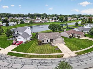 1328 Oak Bay Run, Fort Wayne, IN 46825