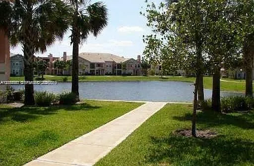 2403 Belmont Ln #2403 — Photo 30