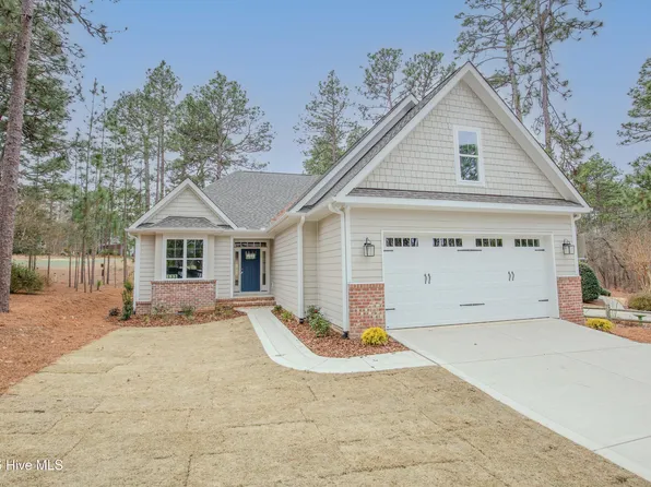 132 Hunter Trail, Southern Pines, NC 28387