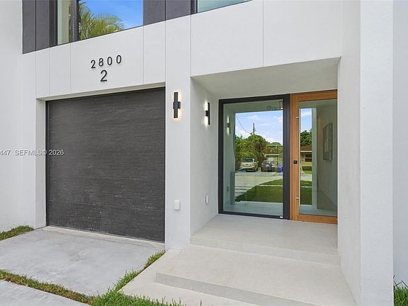 3rd image of 2800 SW 38th Ct #2