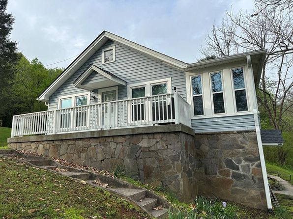 4 & 6 Skyview Rd, Whittier, NC 28789