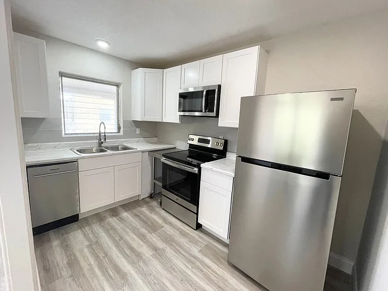 26 Carmalt St #37 — Photo 13