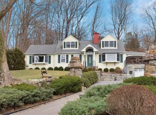 114 Neperan Rd, North Tarrytown, NY 10591