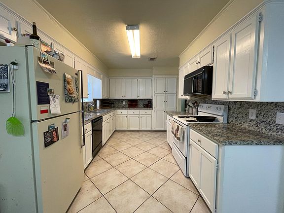 5th image of 1109 Hardwood Ln