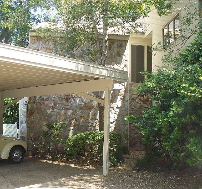 1st image of 3120 Ironwood Dr