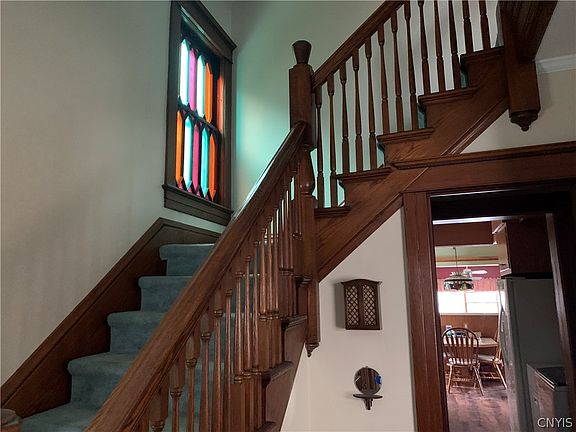 5th image of 1011 N Madison St