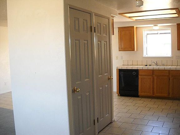 5th image of 6925 Walpole Ave