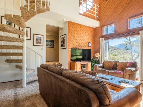 865 Majestic Pines Dr #6, Mammoth Lakes, CA 93546