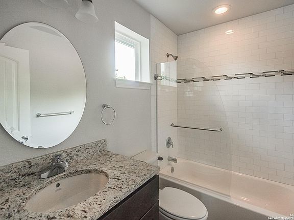 4th image of 130 Belmont Unit 102