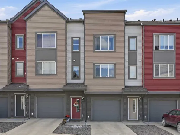 227 N Copperpond Row SE, Calgary, AB T2Z 1H2