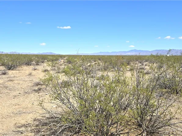 Lot 548 W Quartzite Drive, Golden Valley, AZ 86413
