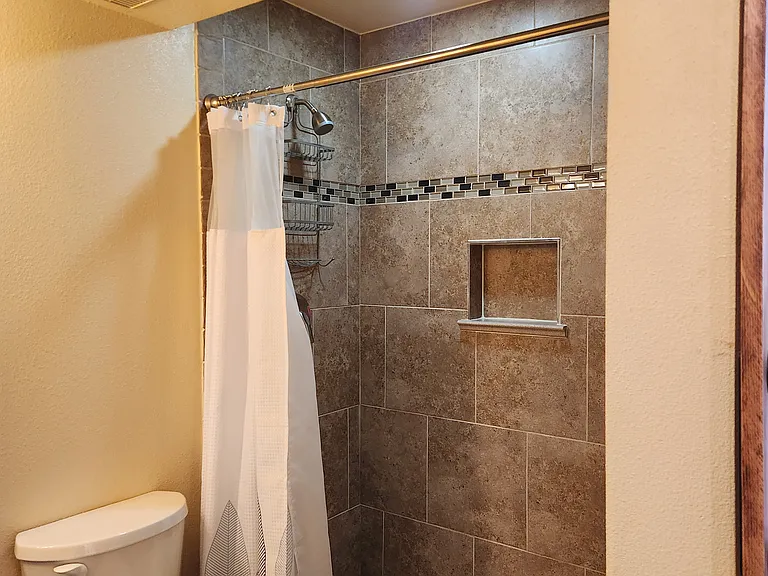 1135 Pipestone Ct — Photo 12