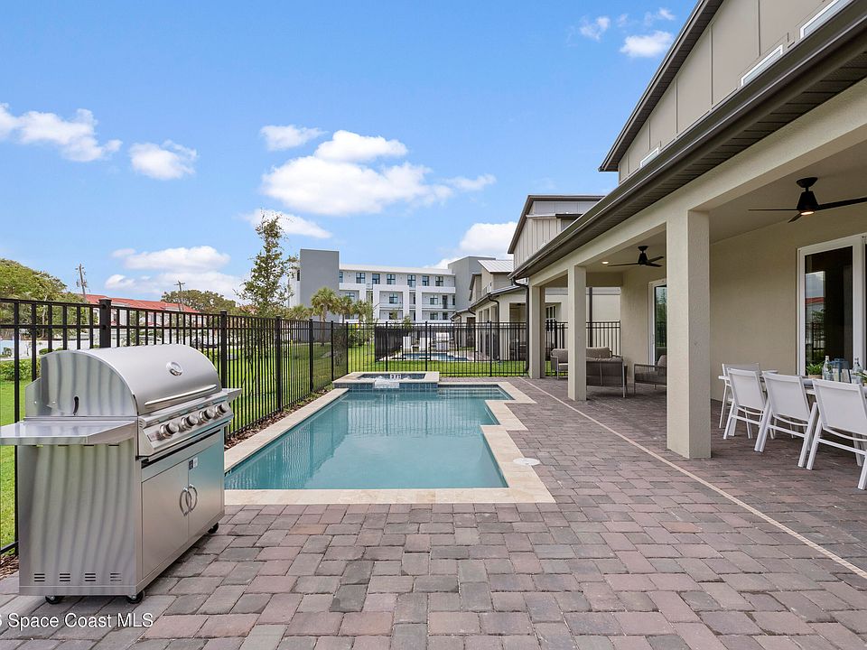 2nd image of 270 Strand Dr