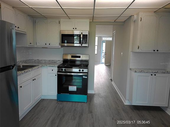 4th image of 4715 BAY STREET NE #119