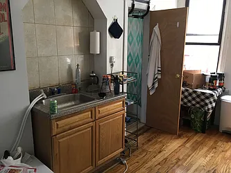 Rented by Manhattan Management LLC