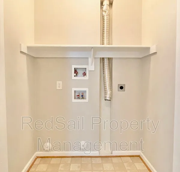 117 Grant Ct — Photo 12