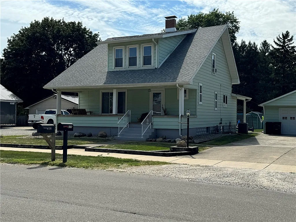 506 N Webster St photo 1