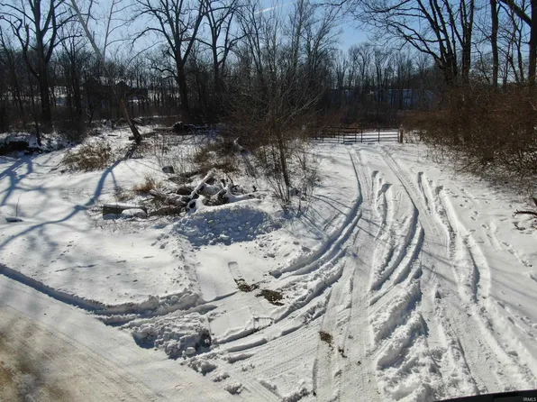 1300 S, Clinton, IN 47842