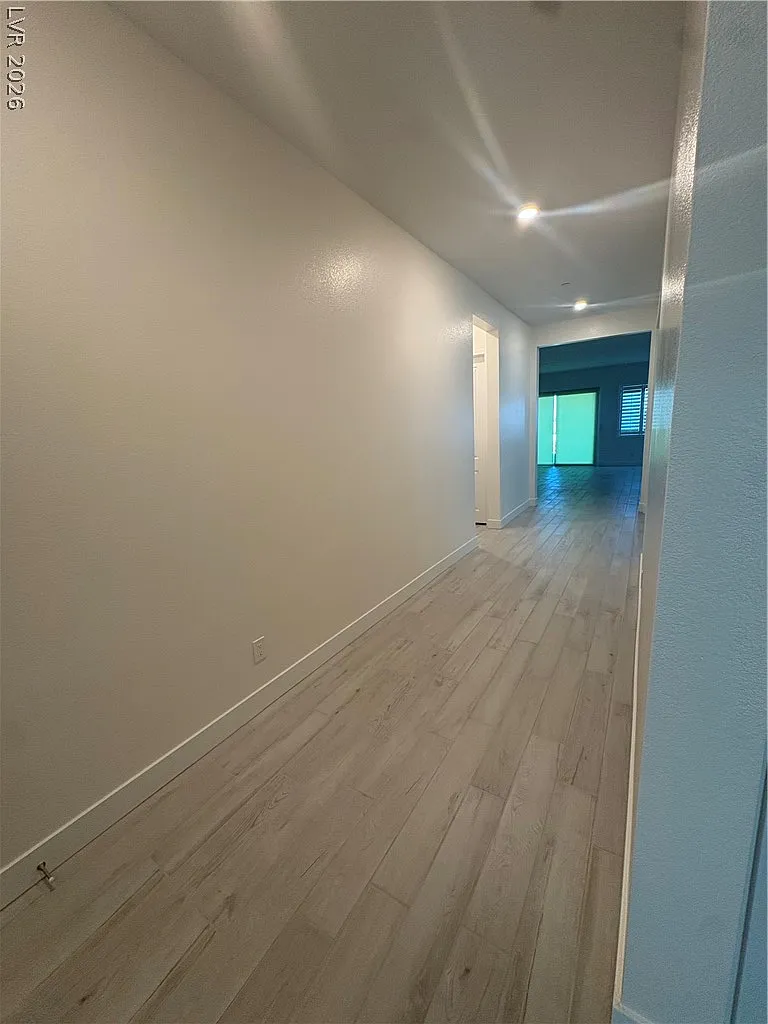 3 bed, 2.5 bath, 2363 sqft, $3,980 — Photo 4