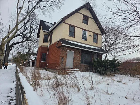 2371 E 79th St, Cleveland, OH 44104