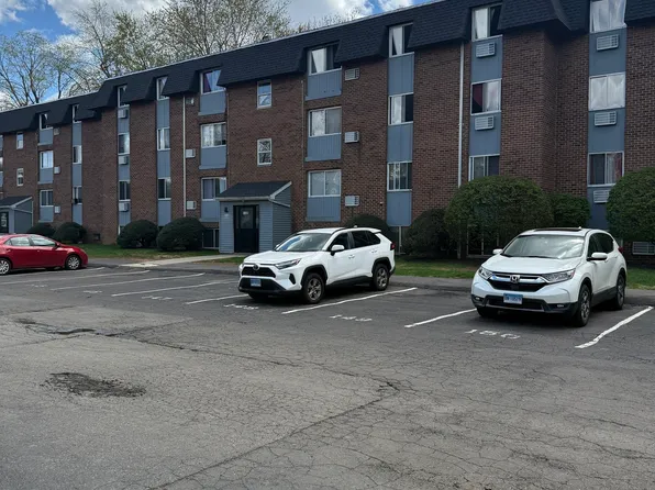 1051 Old Colony Rd, Meriden, CT